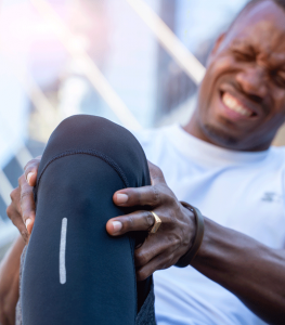 Pijnklachten in de knie tijdens en na het sporten